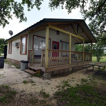River Bluff Cabins Rio Frio 外观 照片