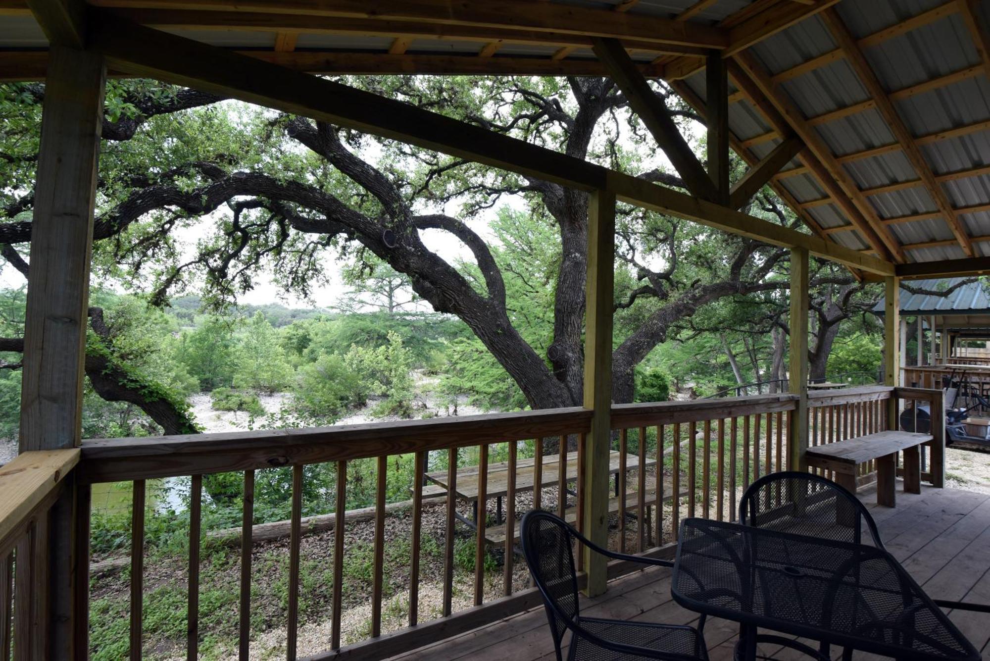 River Bluff Cabins Rio Frio 外观 照片