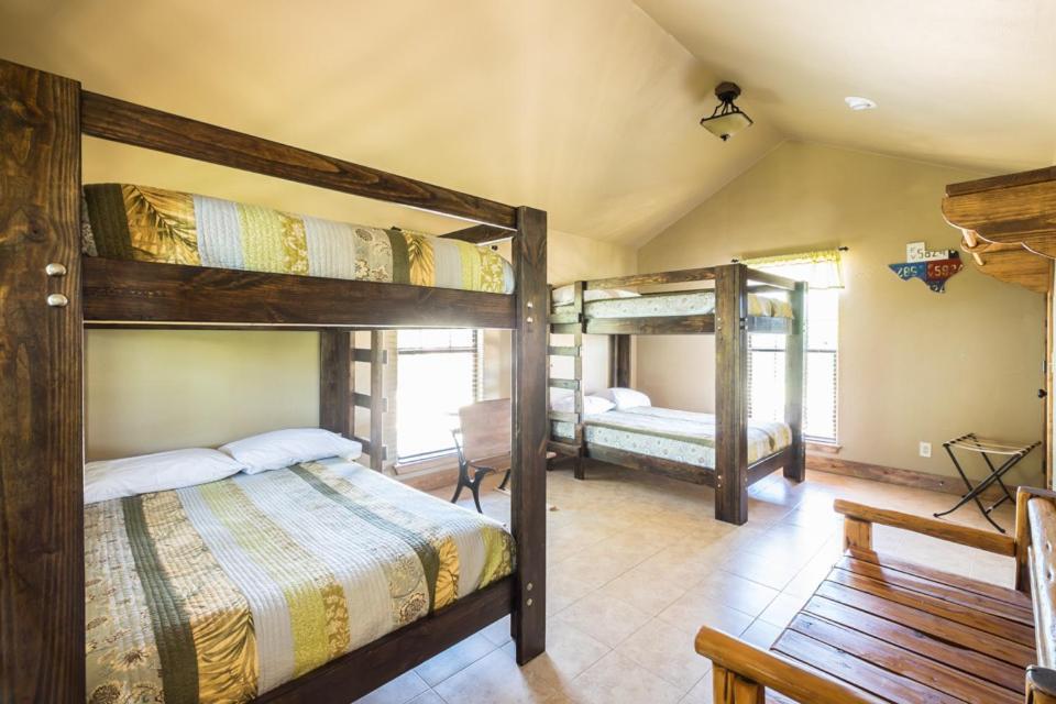 River Bluff Cabins Rio Frio 客房 照片