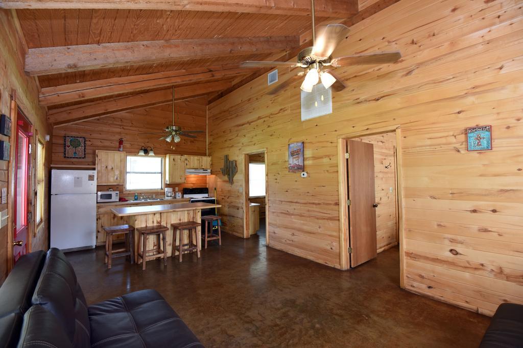 River Bluff Cabins Rio Frio 外观 照片
